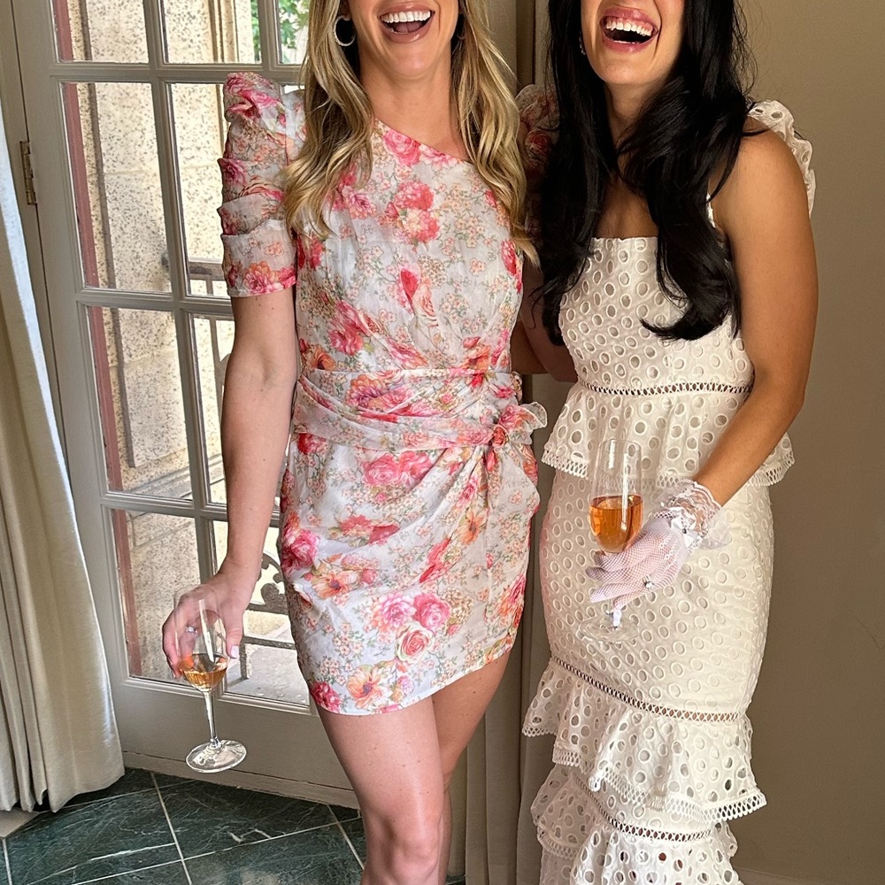 Floral dress from PrettyLittleThing. Runs small. size US 4.